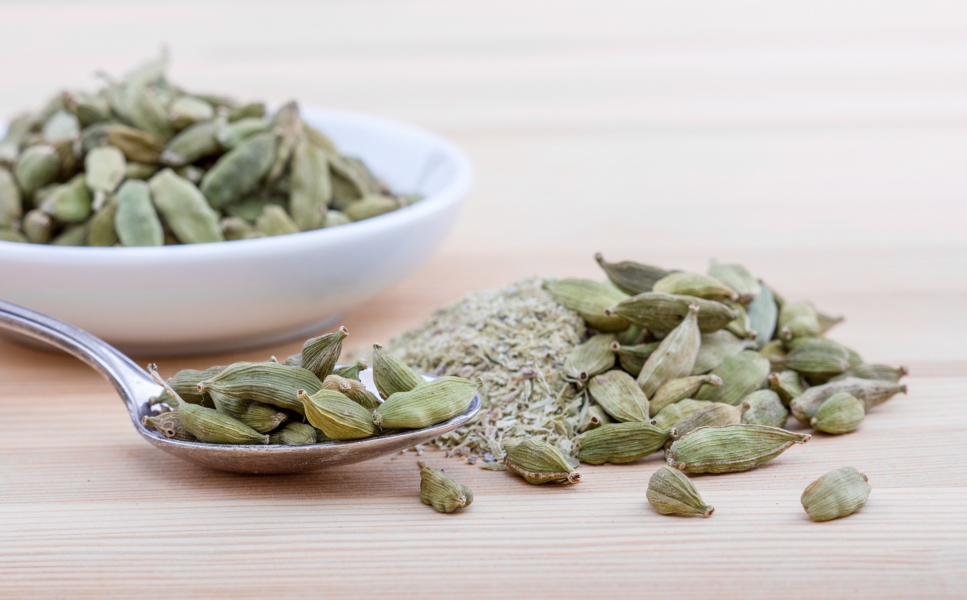 What Does Cardamom Smell Like?
